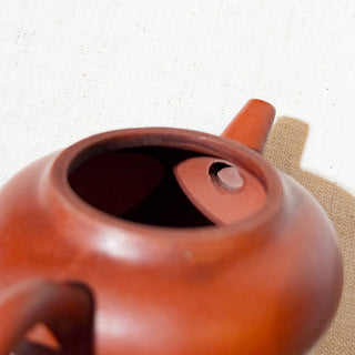 Antique Yixing Teapot #23 Nurtured Hong Ni 90ml [Reserved]