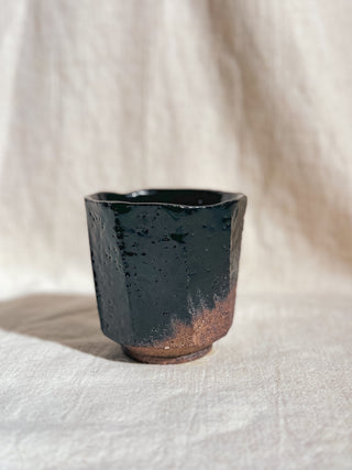 Hagi Ware Black Glazed Yunomi Tea & Coffee Cup 
 #10 200ml | Eiichi Shibuya