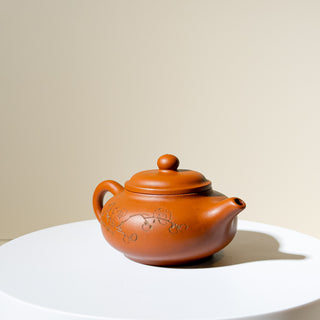 Antique Yixing Teapot #26 Nurtured Hong Ni 100ml