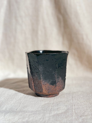 Hagi Ware Black Glazed Yunomi Tea & Coffee Cup 
 #10 200ml | Eiichi Shibuya