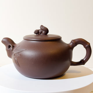 Yixing Teapot #16 Aged Purple Clay 450ml 國家高級工藝師本人持壺照片及證書