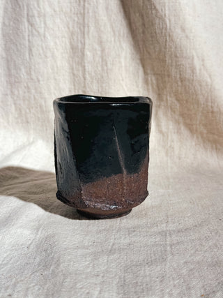 Hagi ware Black Glazed Yunomi Tea & Coffee Cup 
#7 200ml | Eiichi Shibuya