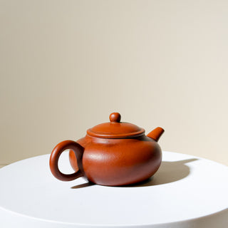 Antique Yixing Teapot #23 Nurtured Hong Ni 90ml [Reserved]